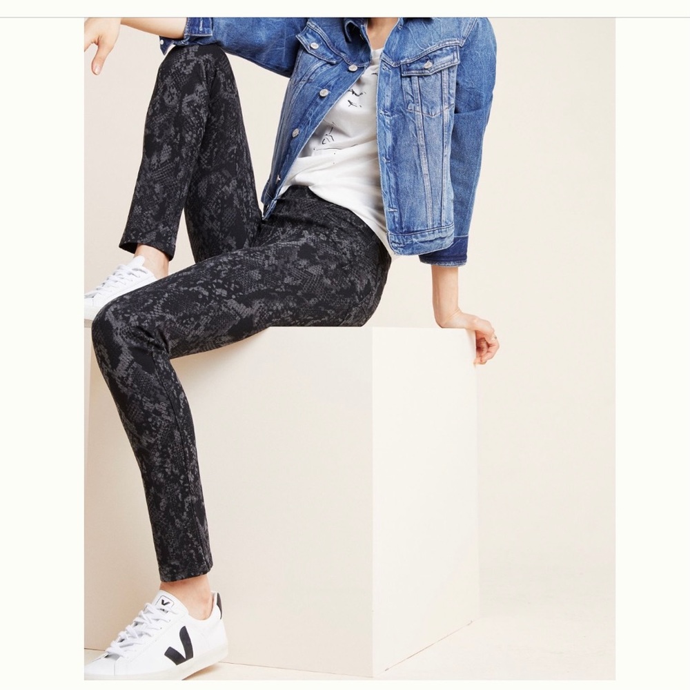 ANTHROPOLOGIE Sanctuary Snake-Print Leggings